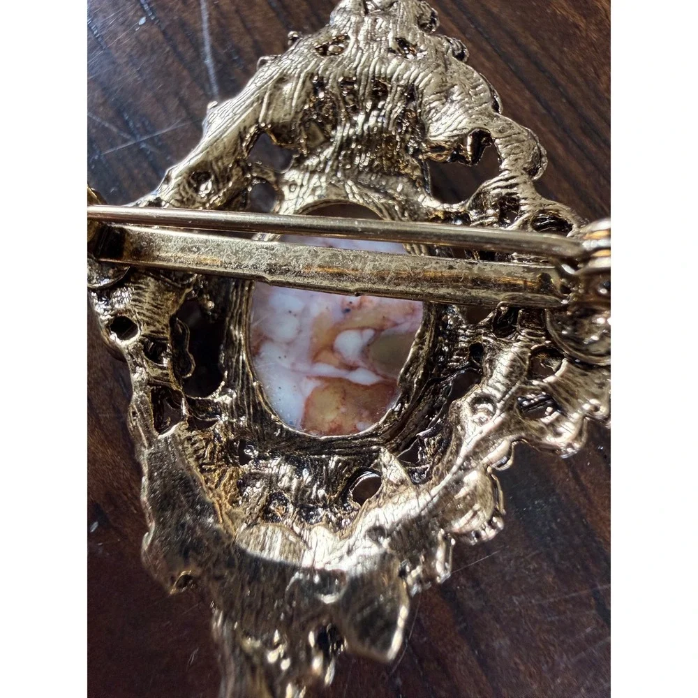 Vintage Victorian Revival‎ Gold Tone Tassel Brooch 4.5